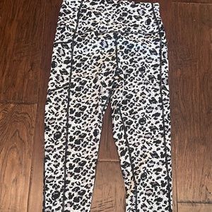 Zyia Snow Leopard Leggings